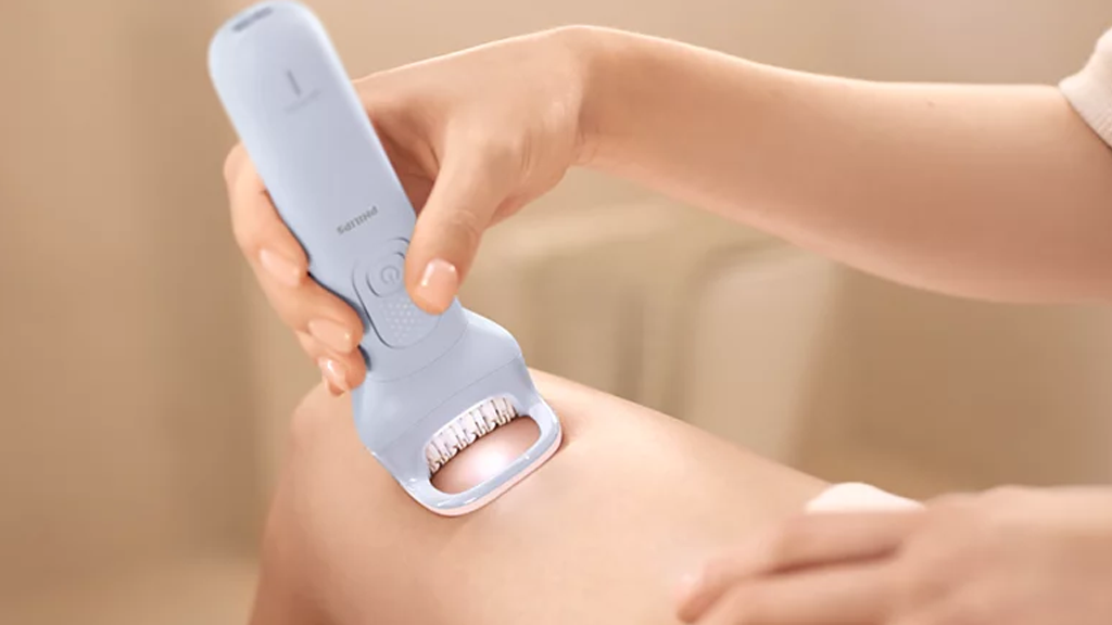 Philips Series 8000 Wet & Dry Epilator BRE708 00 a4