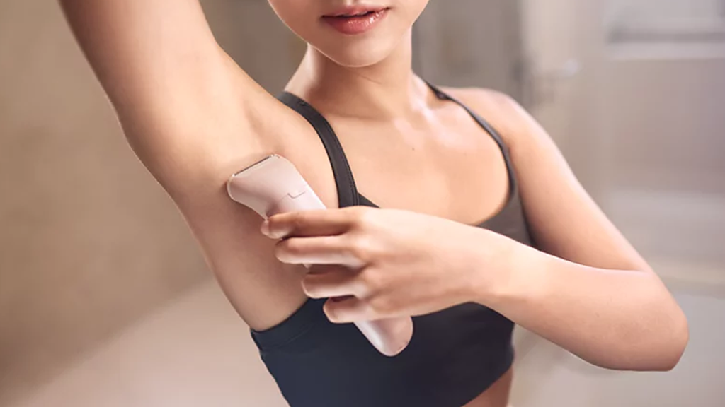 Philips Series 9000 Wet & Dry Epilator BRE718 00 a3