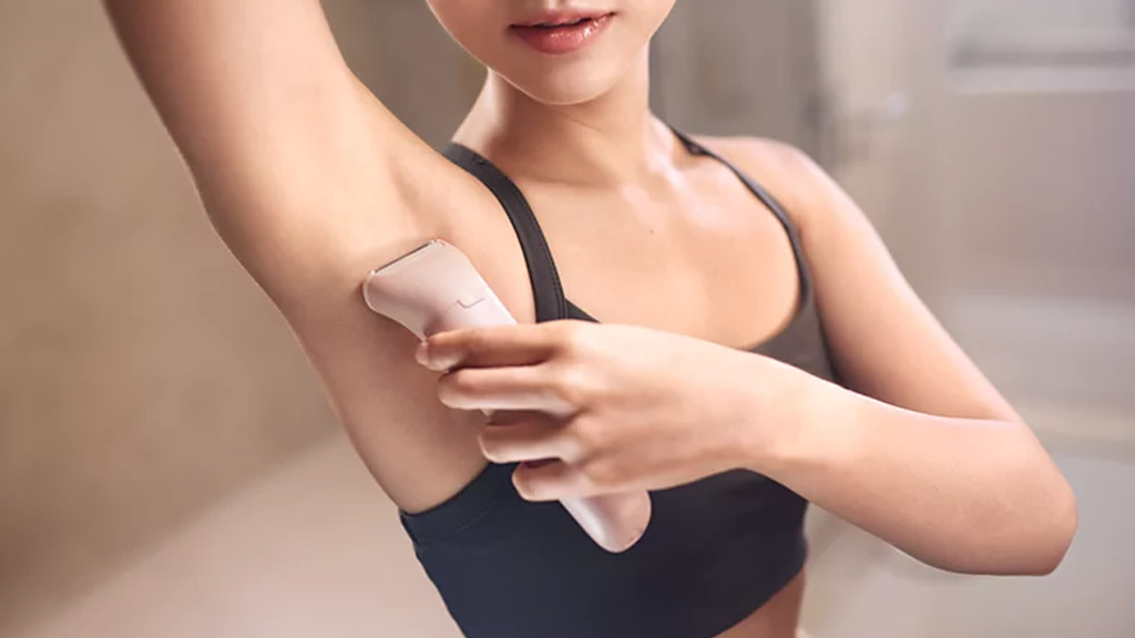 Philips Series 9000 Wet & Dry Epilator BRE719 00 d5