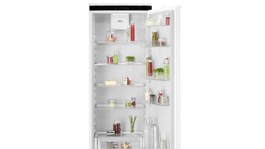 AEG AI ​​CoolAssist® Series 7000 Built In Fridge NSK7D181DS b4