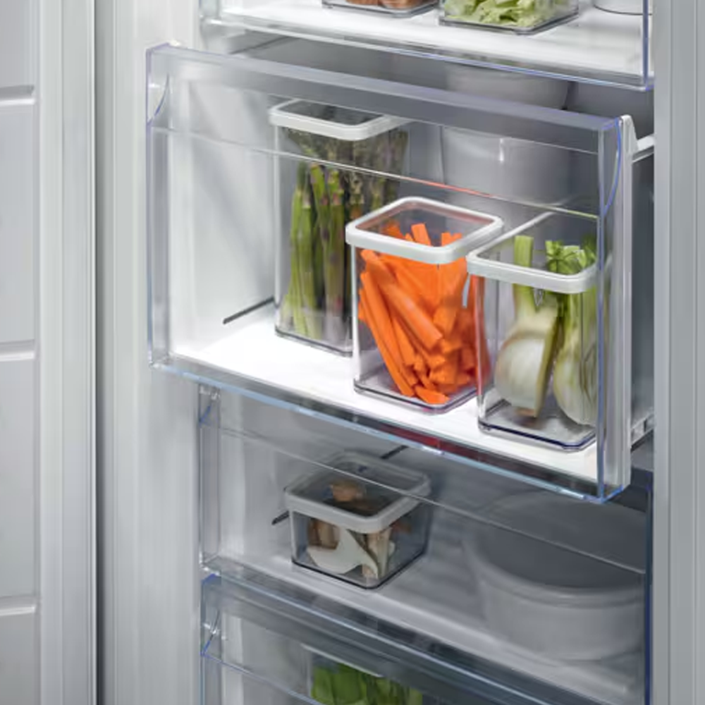 Electrolux Series 600 Freestanding Freezer LUT6NE28U b2 Electrolux Series 600 Freestanding Freezer LUT6NE28U b2